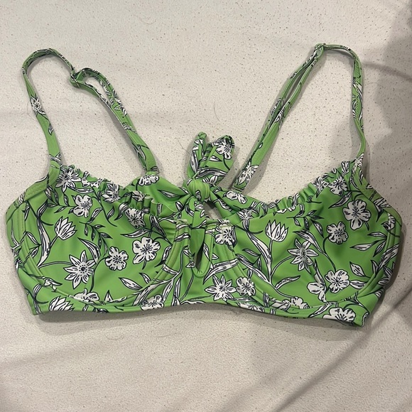 Zaful Other - Size small. Brand zaful. Color green with flowers.